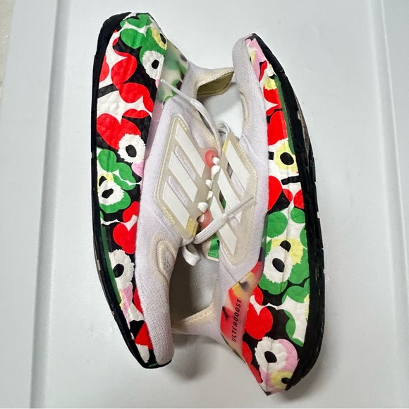 Adidas Ultraboost Sneaker Marimekko, White Floral, women’s 7.5 - Picture 2 of 7
